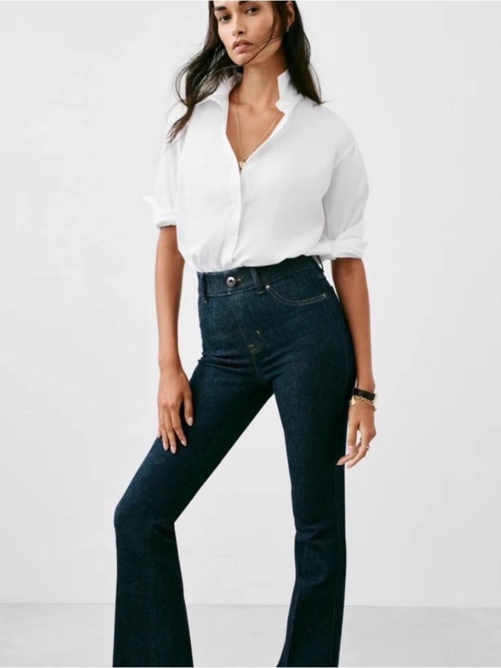 SPANXshape™ Original EveryWear Flare Jeans | Raw Indigo
Petite/S